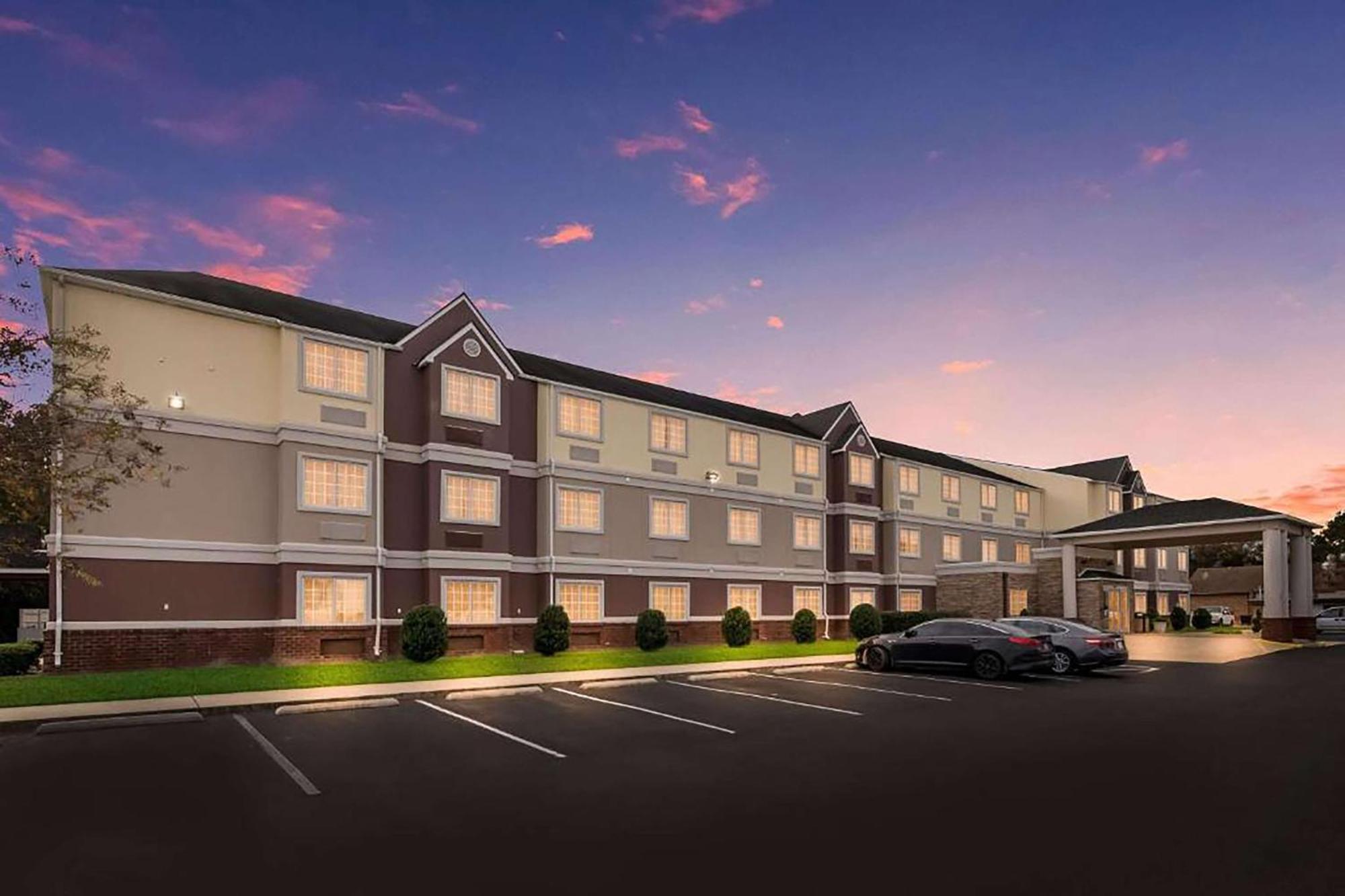 Baymont By Wyndham Elizabeth City Extérieur photo