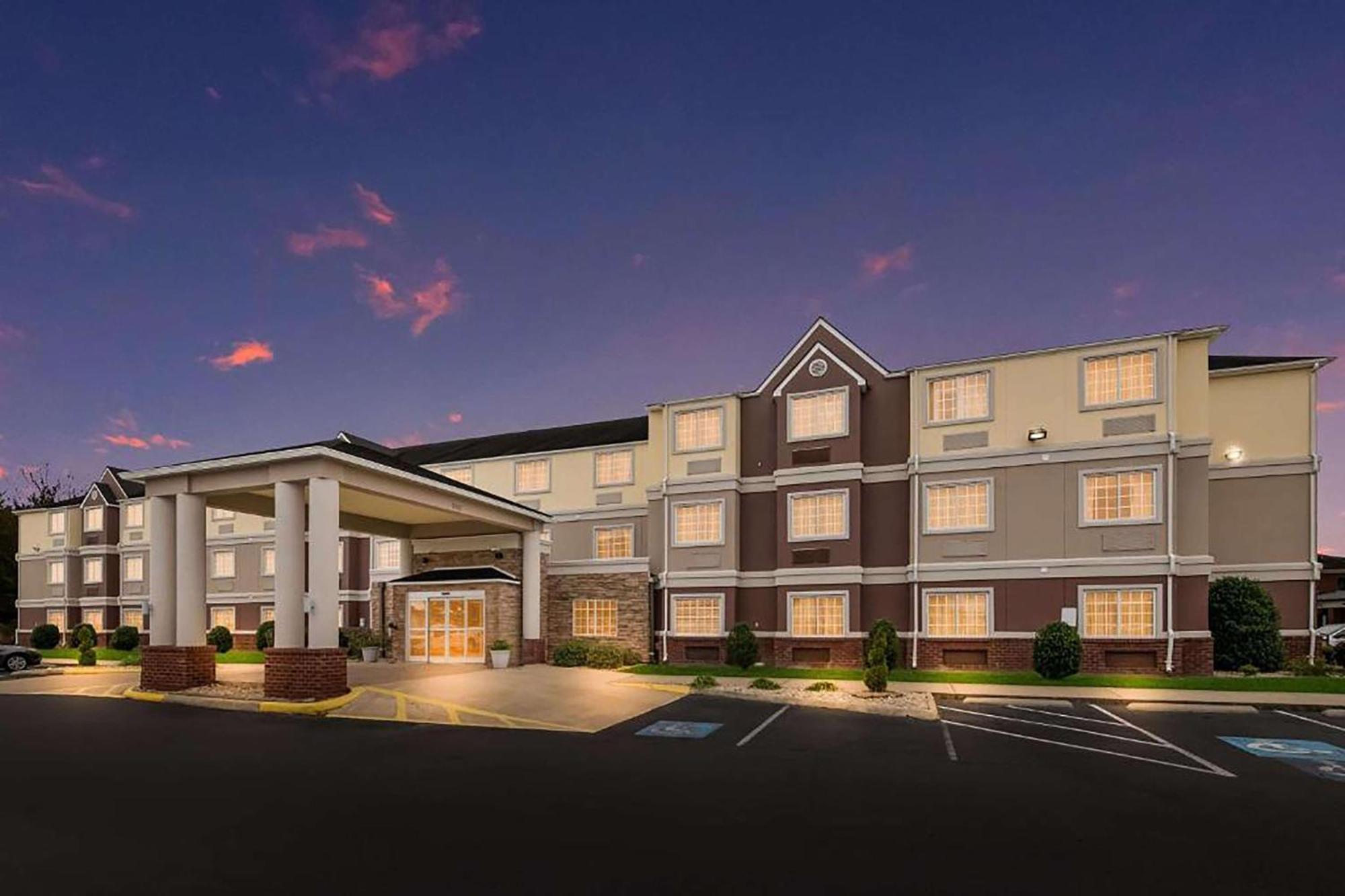 Baymont By Wyndham Elizabeth City Extérieur photo